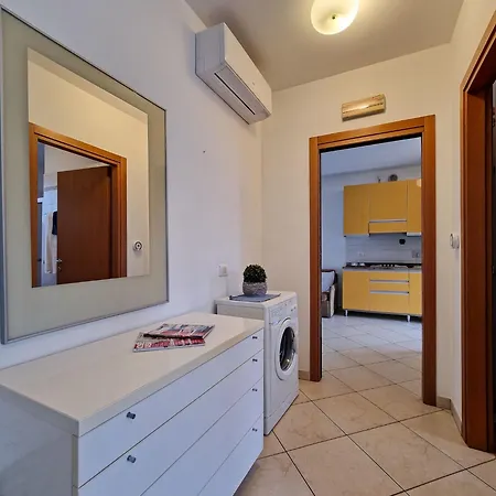 Poolside Garden Retreat Apartament Bibione