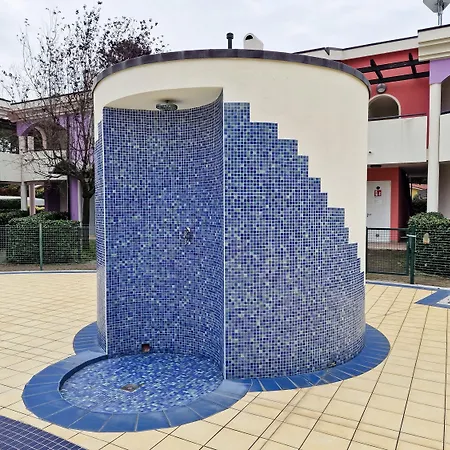Poolside Garden Retreat Appartement Bibione