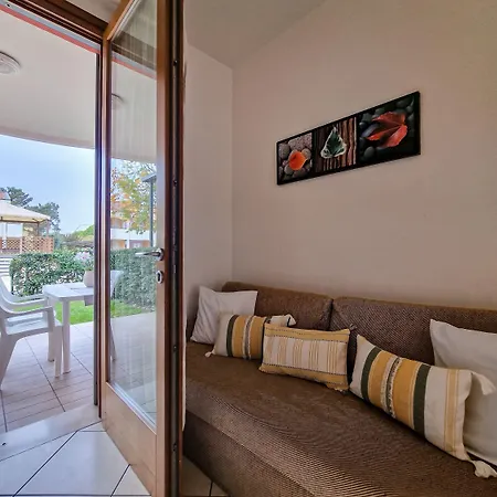 Poolside Garden Retreat * Bibione